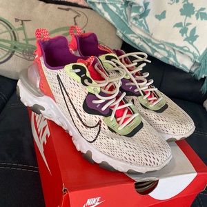 Nike react great condition worn a handful of times